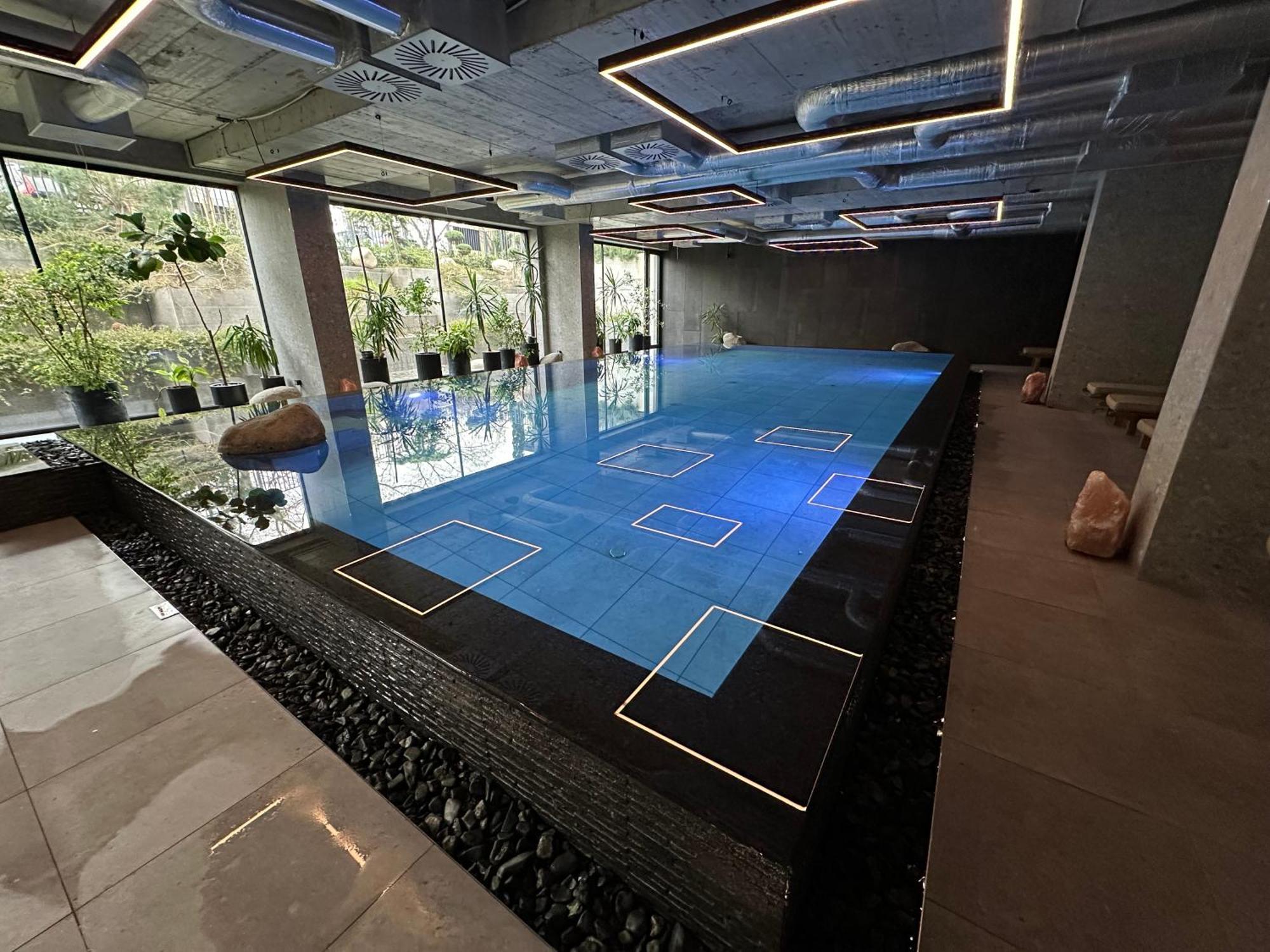 Elinor Apartments - C29 Saints Constantine and Helena Екстер'єр фото